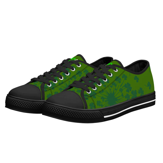 Women's Low Top Canvas Shoes With Shamrock